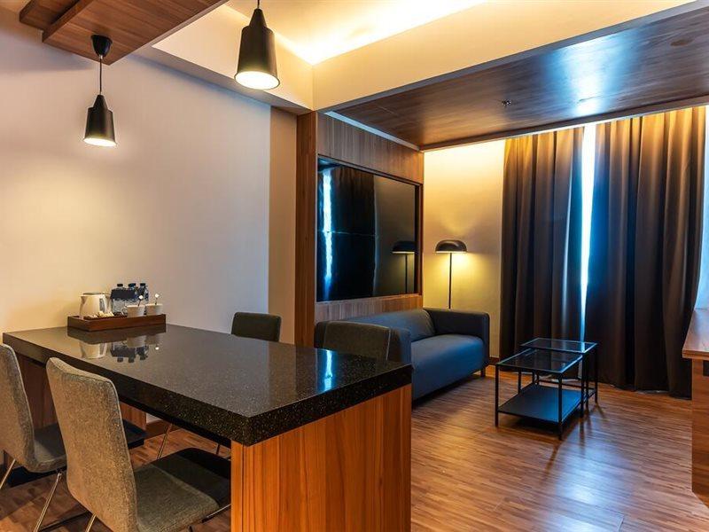 Fox Hotel Jayapura Kültér fotó
