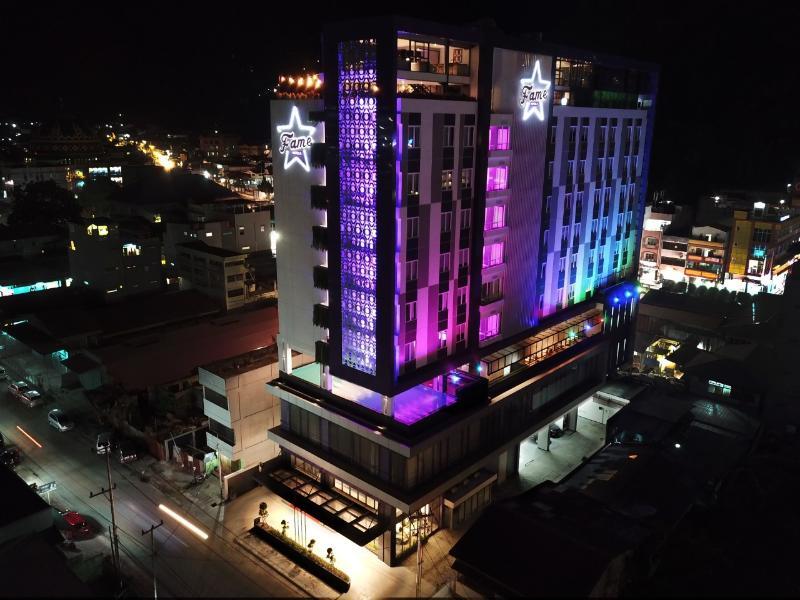 Fox Hotel Jayapura Kültér fotó